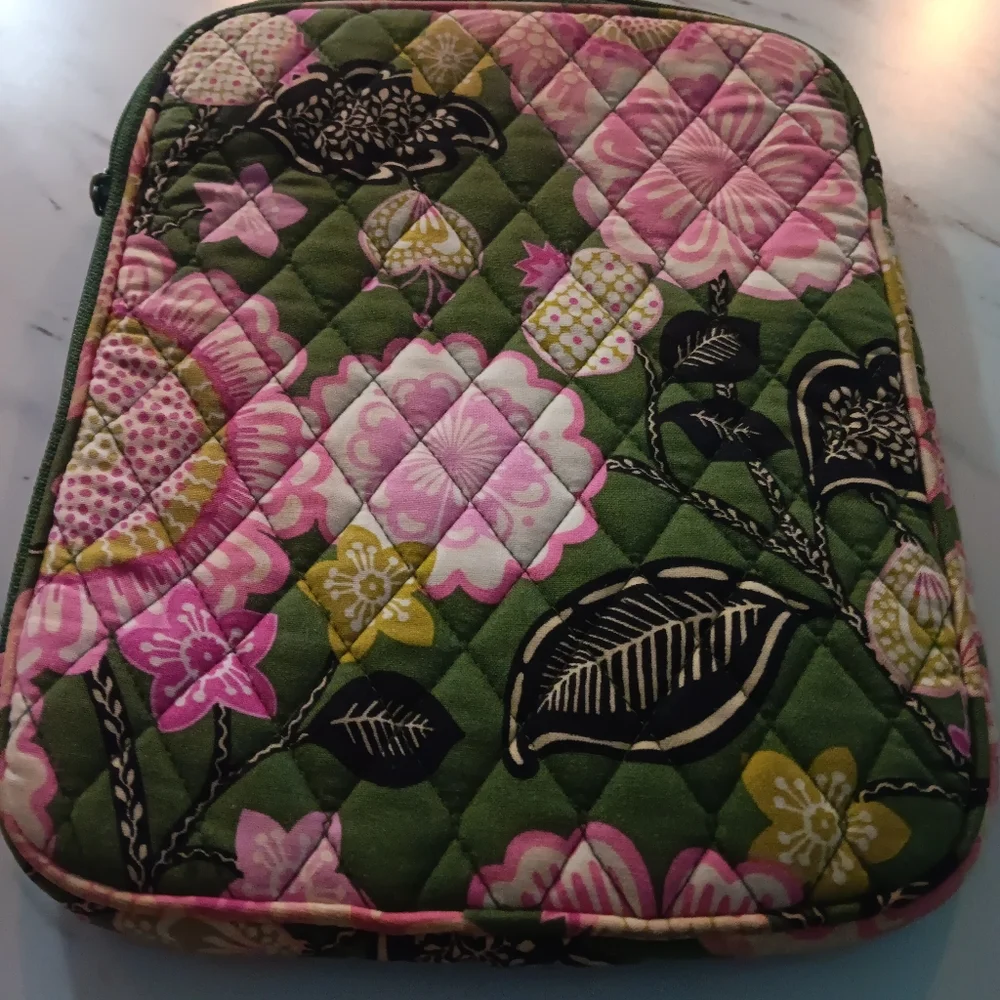 Vera Bradley Tablet Keeper